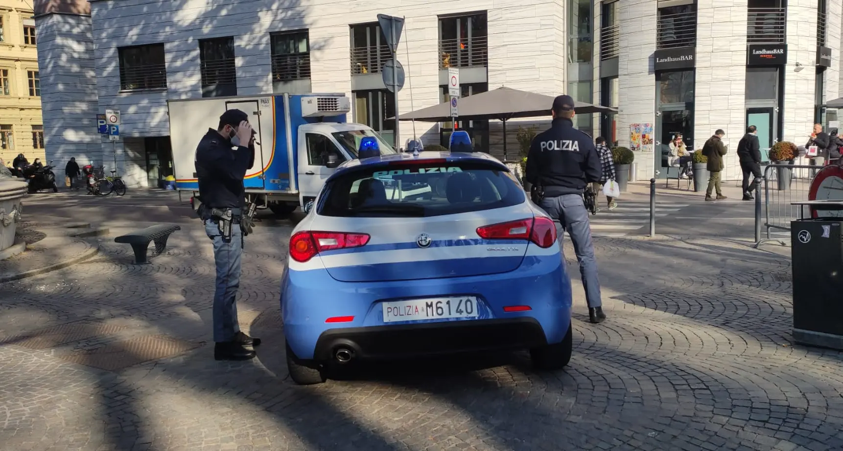 Controlli a tappeto a Bolzano, un arresto e 11 denunce. Automobilista sorpreso a guidare con la patente del fratello deceduto