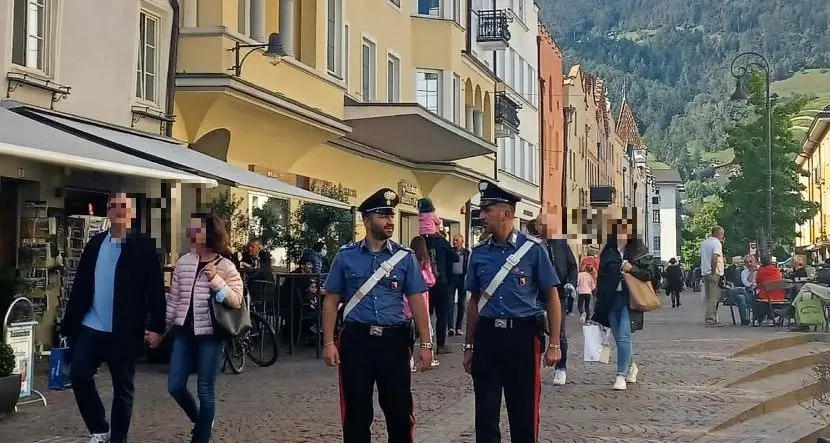 Pestaggi a Bressanone, arrestati due giovani di 18 anni