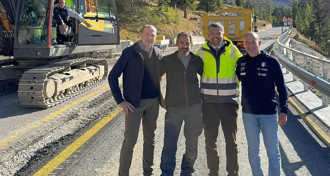 Val Badia, proseguono i lavori al Passo Valparola in vista delle Olimpiadi di Milano Cortina 2026