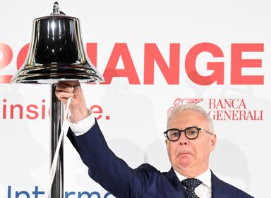 Borsa: Milano apre in rialzo, +0,22%