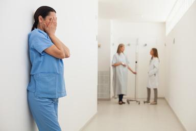 Indagine europea, 68% operatori sanitari ha assistito a episodi di violenza