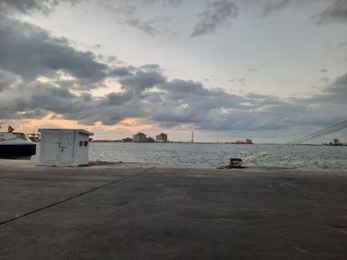 Gb, 'drone colpisce petroliera statunitense nel porto egiziano di Damietta'
