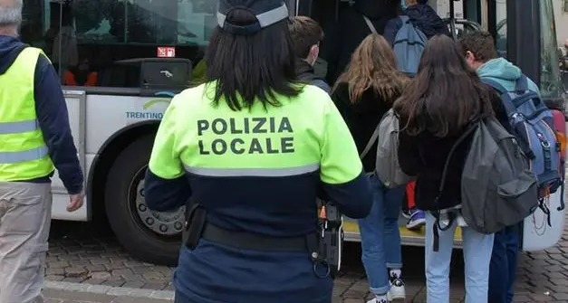 Il commissario del governo Cusumano ai sindaci della valle Isarco: «Rafforzare videosorveglianza e Polizia locale»