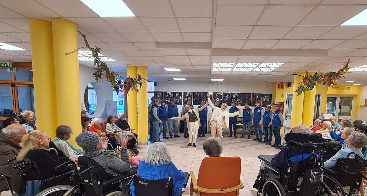 “Il giorno più bello”, continua il viaggio del teatro nelle RSA dell’Alto Adige