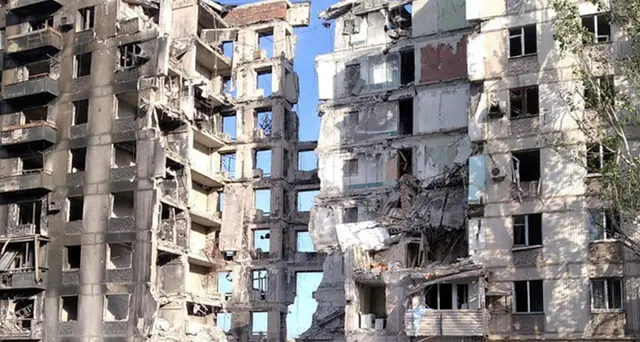 Ucraina, sindaco: edifici Mariupol demoliti con corpi dentro