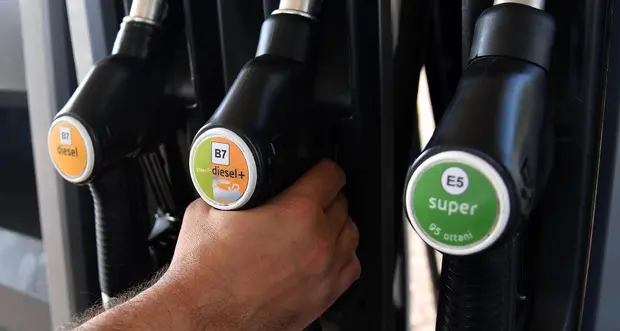Benzina, in Alto Adige aumenti del 10% rispetto all’estate 2020