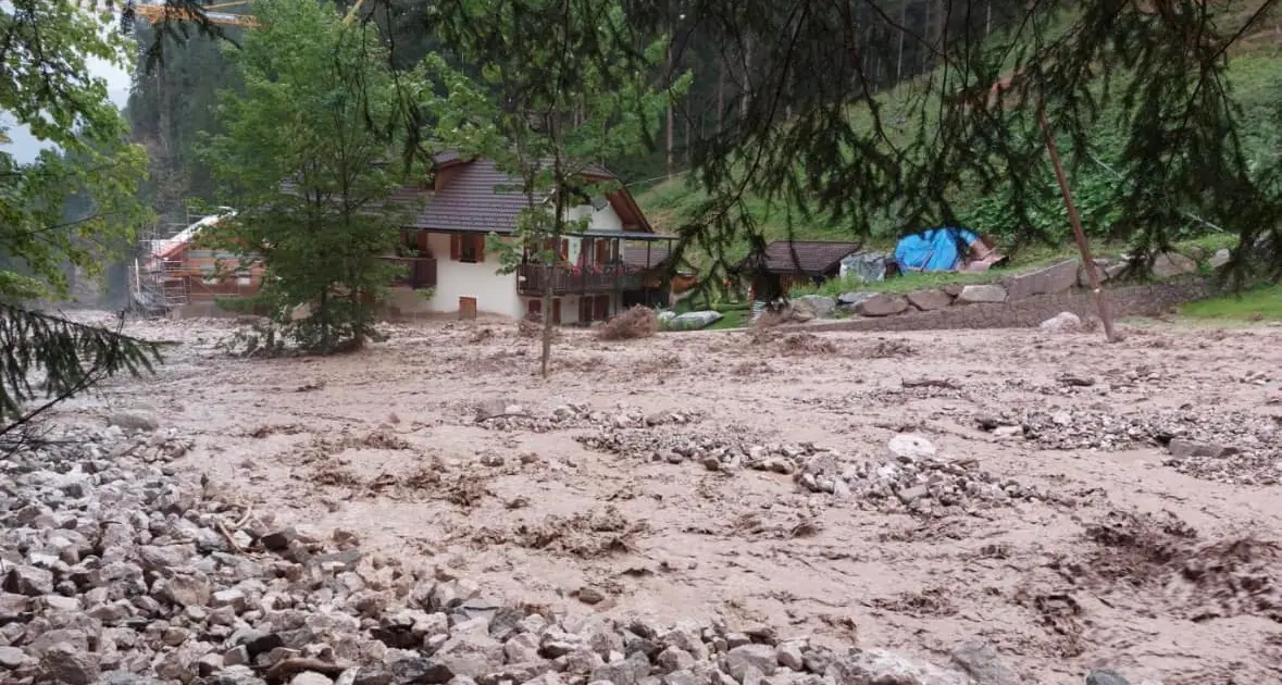 Temporali nella notte in Alto Adige, si contano i danni