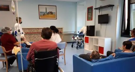 L’ARpA: “Trasferire gli ospiti delle Rsa positivi al Covid in strutture esterne”