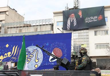 Iran, attaccato un drone navale americano nello Stretto di Hormuz