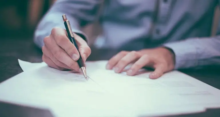 Controversie e lavoro: in 10 anni numeri dimezzati in Alto Adige