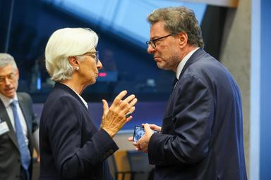 Lagarde all'Eurogruppo, 'il rialzo dei rendimenti è legato a fattori globali'