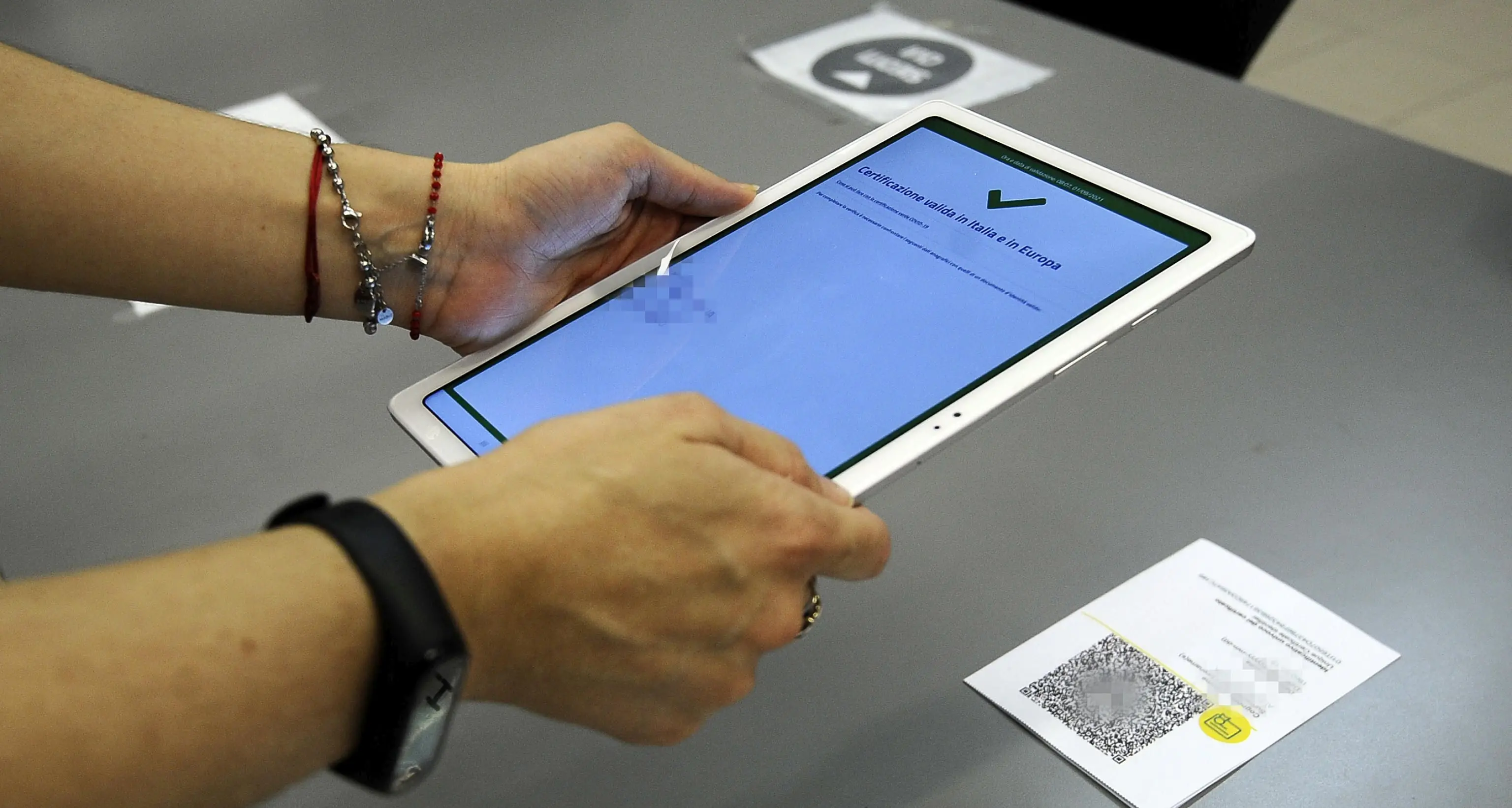 Una “black list” dei Green Pass per i positivi. Fino al termine della quarantena