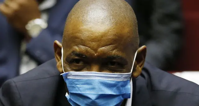 Sudafrica: ex presidente Zuma condannato a 15 mesi carcere