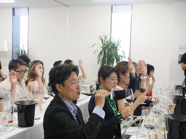 Uiv, nel primo semestre export vino in frenata (-6,2%) a 3,6 miliardi di euro