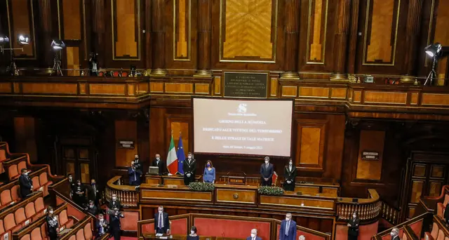 Riforme: sì definitivo Senato a voto a 18enni