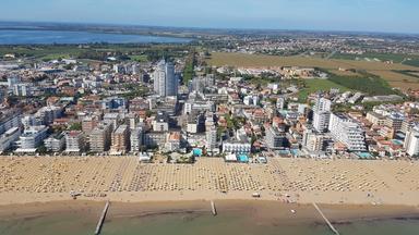A Jesolo agosto in linea con 2025 (86%) per l'occupazione alberghiera