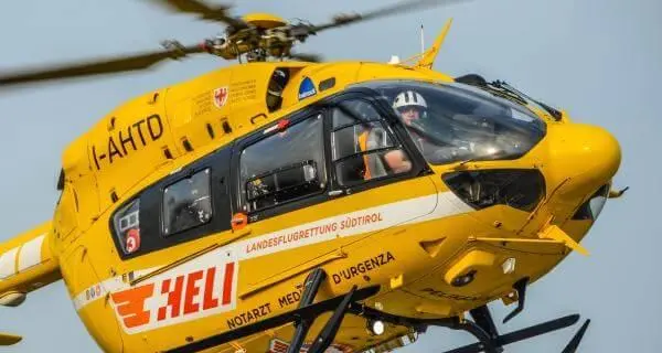 Trattore si ribalta sul Monte Corno: ferito un 21enne