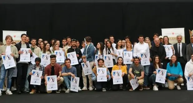 L’olimpionica Nadia Delago tra i 279 nuovi maestri di sci in Alto Adige