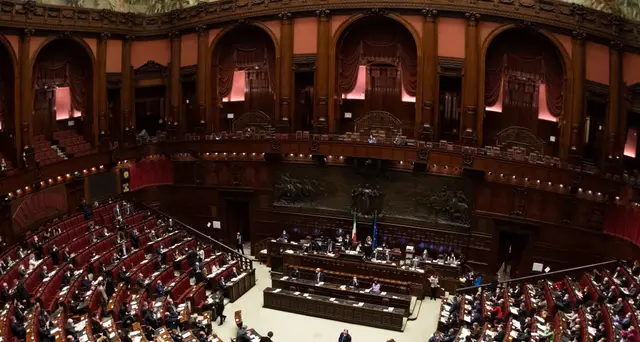 Fine vita: Vaticano, no a suicidio, più cure palliative