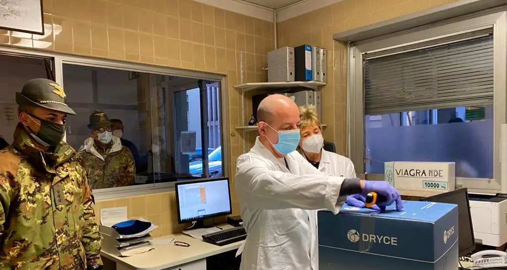 Vaccino, in Alto Adige salta la consegna di 5.850 dosi. Rabbia Asl: “Costretti a riprogrammare tutto”