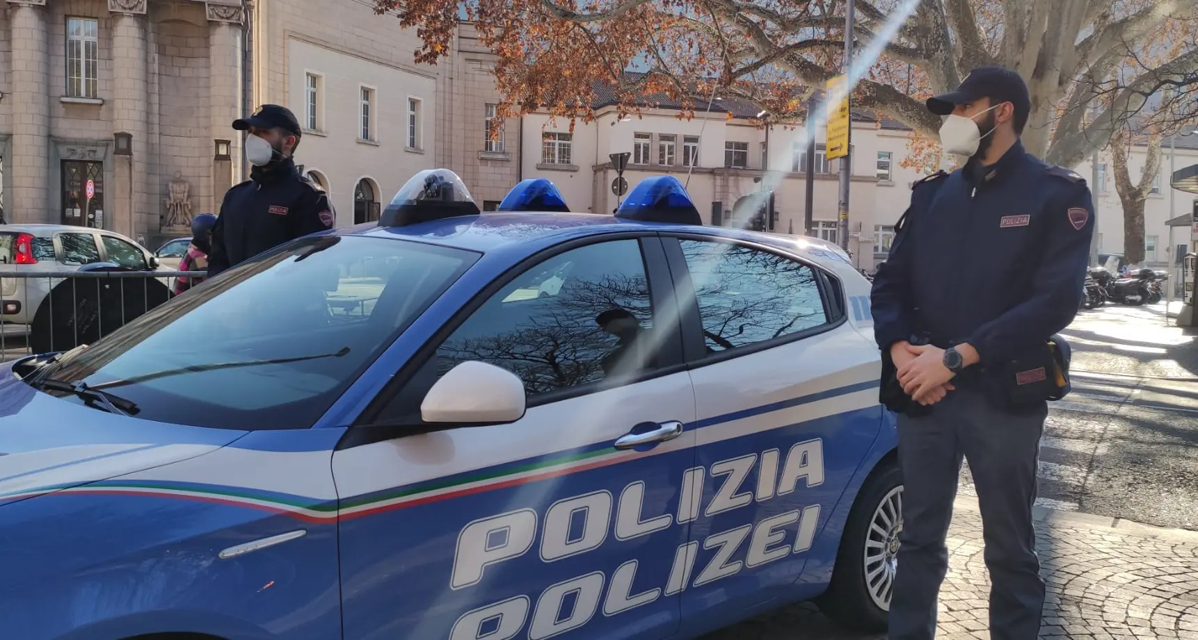 Un arresto per tentativo omicidio in Alto Adige. Maxioperazione antidroga in Sicilia