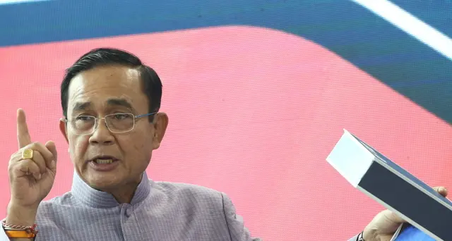 Thailandia: Corte costituzionale sospende premier Prayuth