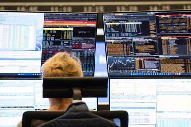 Borsa: Europa chiude in calo con bond e petrolio, Londra -0,37%