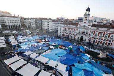 Spagna sospende sfratti per vulnerabili fino al 2030, proroga affitti fino al 2028