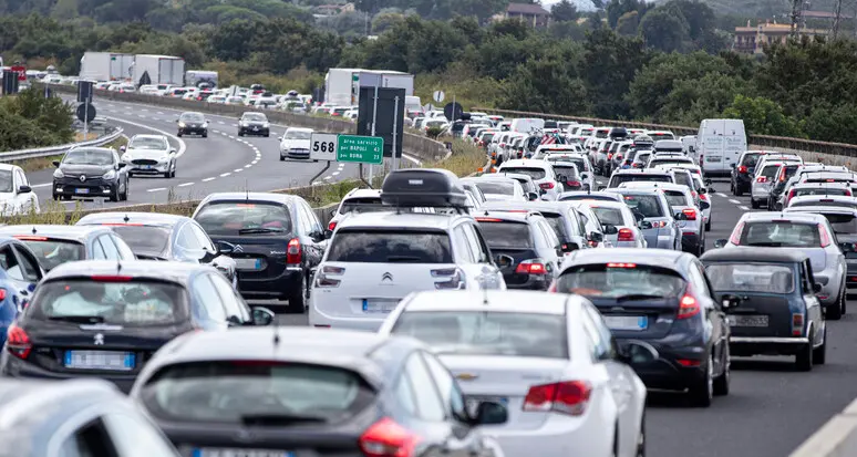 Weekend da \"Bollino nero\" in autostrada: rallentamenti anche in Trentino Alto Adige