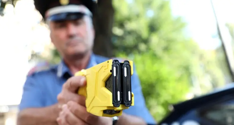 Morto dopo l'uso del taser, Ilaria Cucchi: «Andare fino in fondo per fare chiarezza»