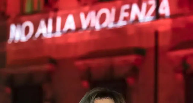 Violenza donne:Senato illuminato di rosso per il 25 novembre