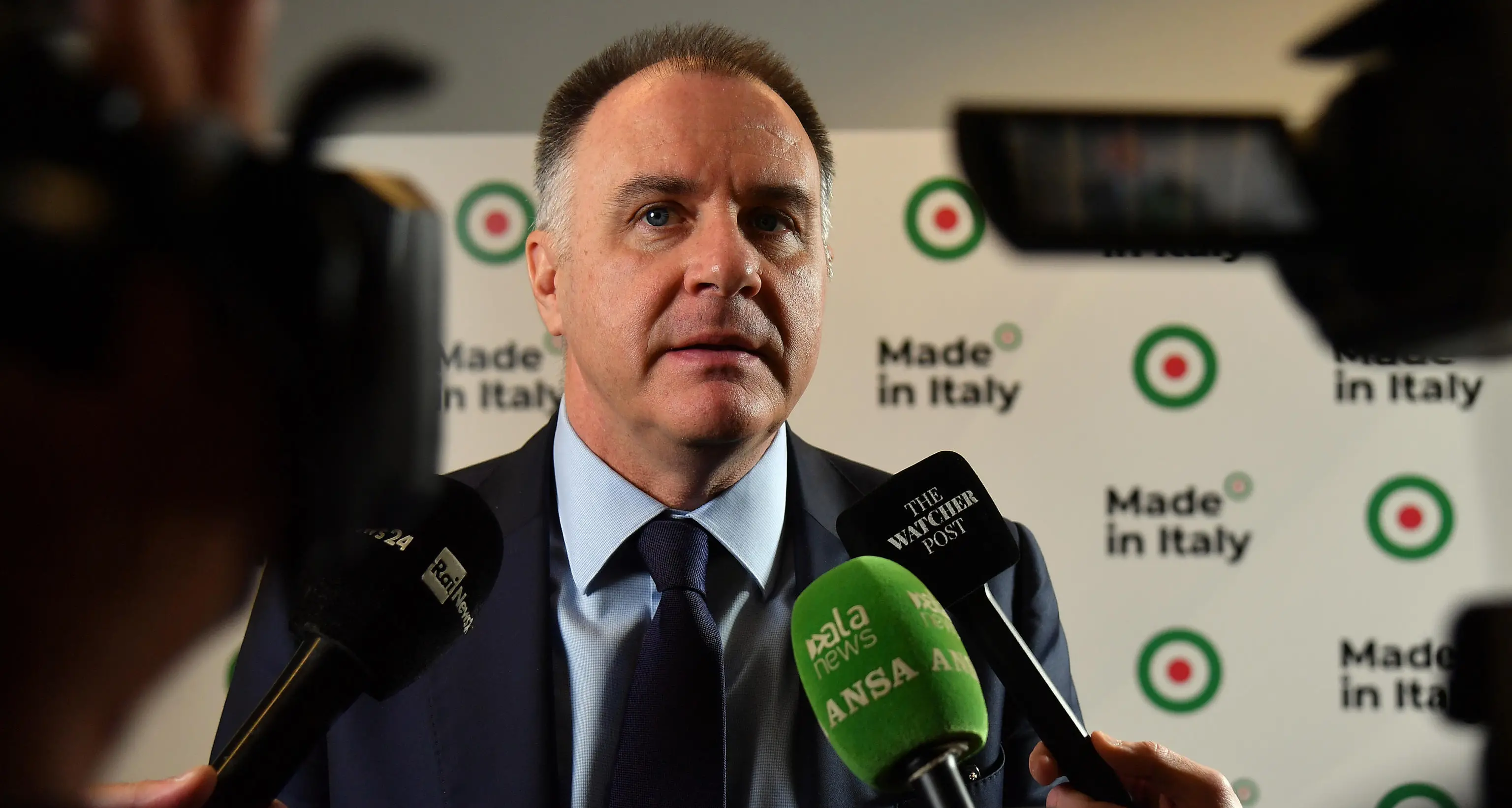 Orsini: 'difendere Pirelli, serve risposta forte del Paese'