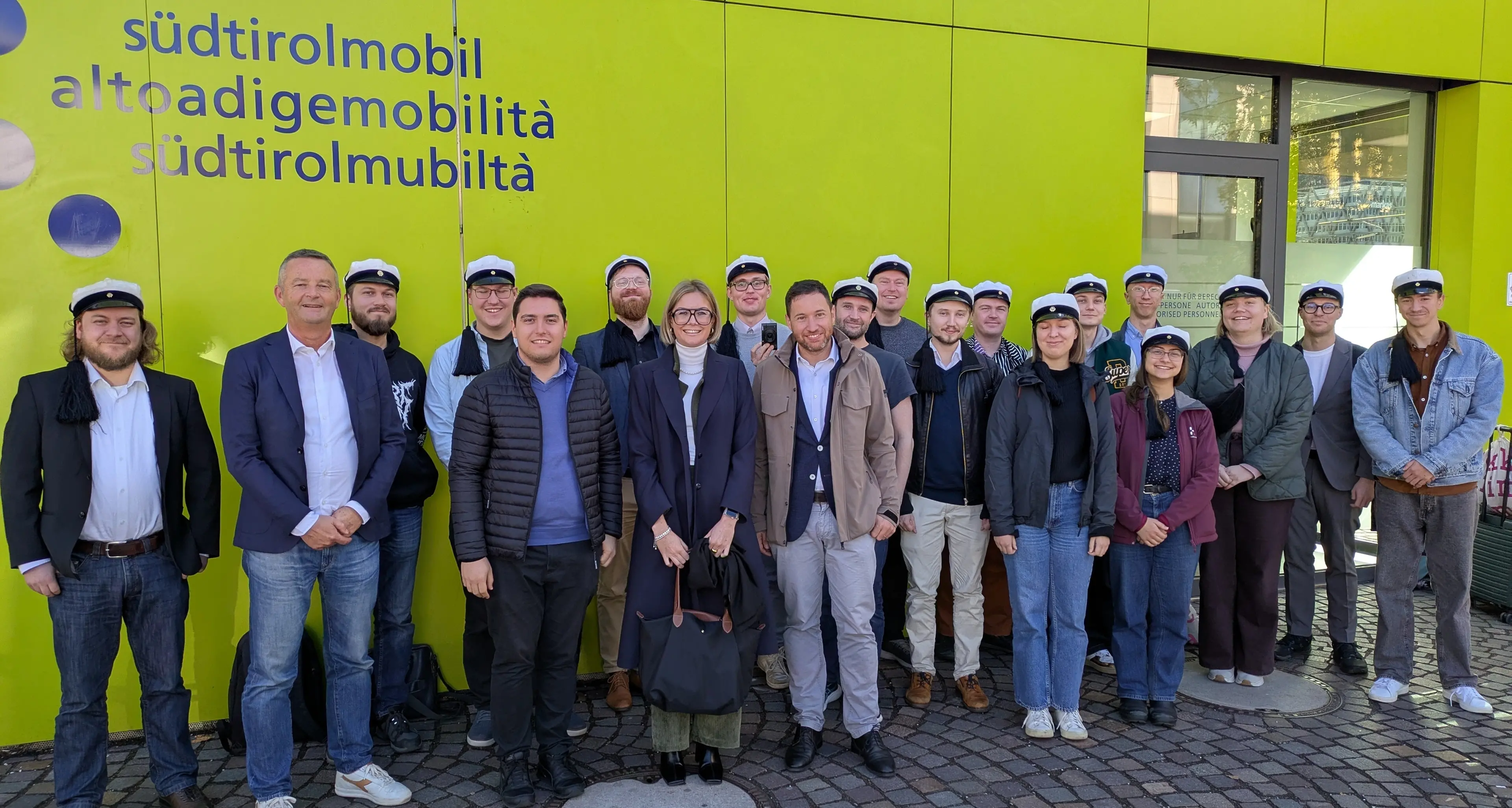 Studenti finlandesi in Alto Adige per studiare la mobilità sostenibile