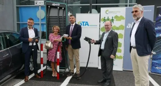 Auto elettriche: 33 nuove stazioni di ricarica veloce per l'Alto Adige