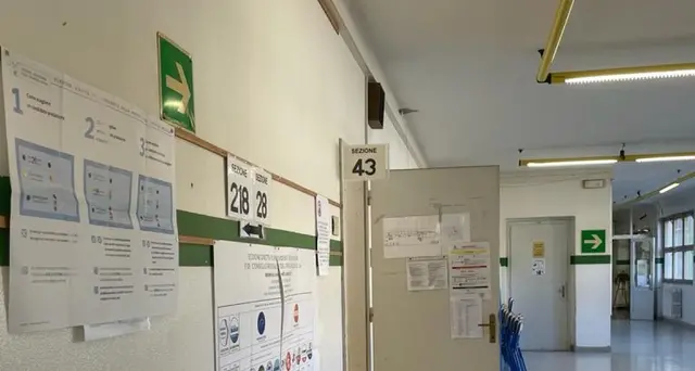 Comunali: affluenza alle 19 in calo, dai primi dati al 37%