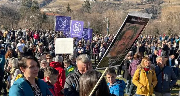 Kompatscher e l'onda del voto no vax che spaventa la Svp: «Restano minoritari»