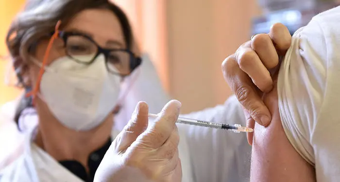No vax \"costretti\" a vaccinarsi, chiesta l’archiviazione