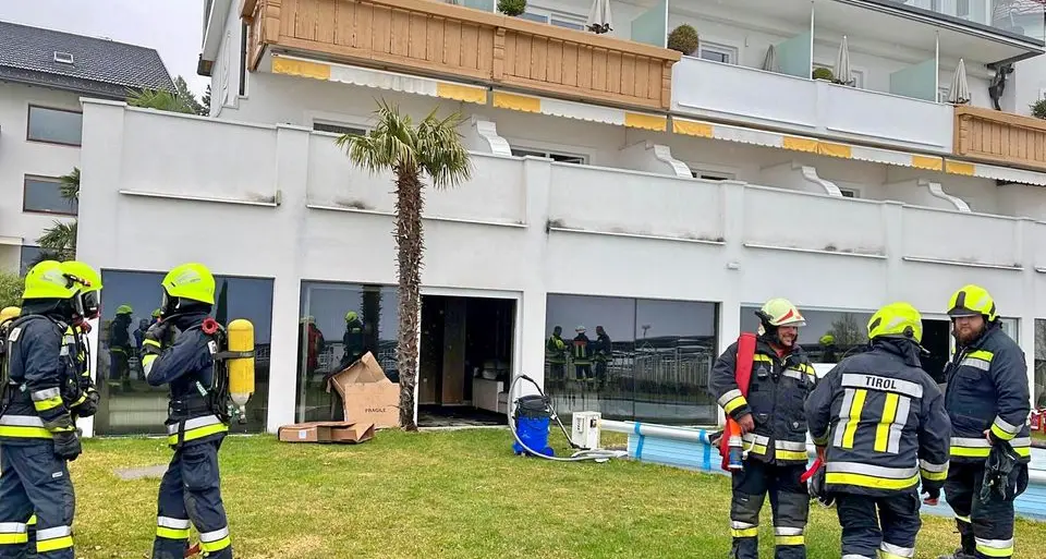 Incendio nella sauna di un hotel a Tirolo