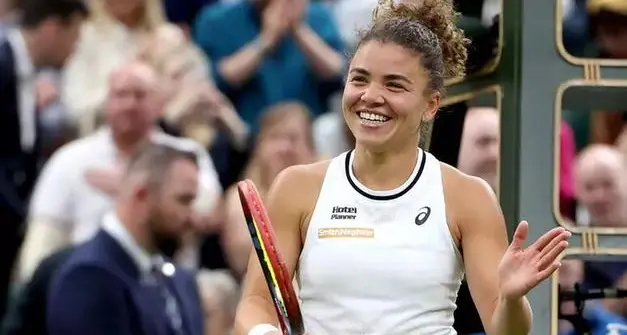Jasmine Paolini vola: quarta nel ranking, eguaglia Schiavone