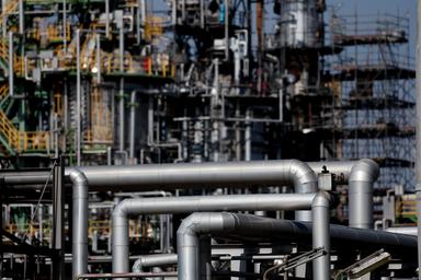 Il petrolio chiude in forte rialzo a New York a 90,22 dollari