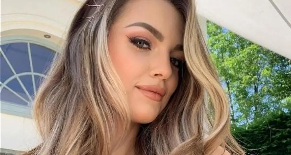 Il corpo dell’influencer Stefanie Pieper trovato in Slovenia dentro una valigia