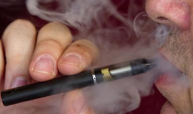 Dilaga il vaping in Gb, oltre un milione che ne fa uso non ha mai fumato