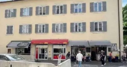 Cantiere di via Alto Adige, per due negozi quasi due mesi di chiusura forzata