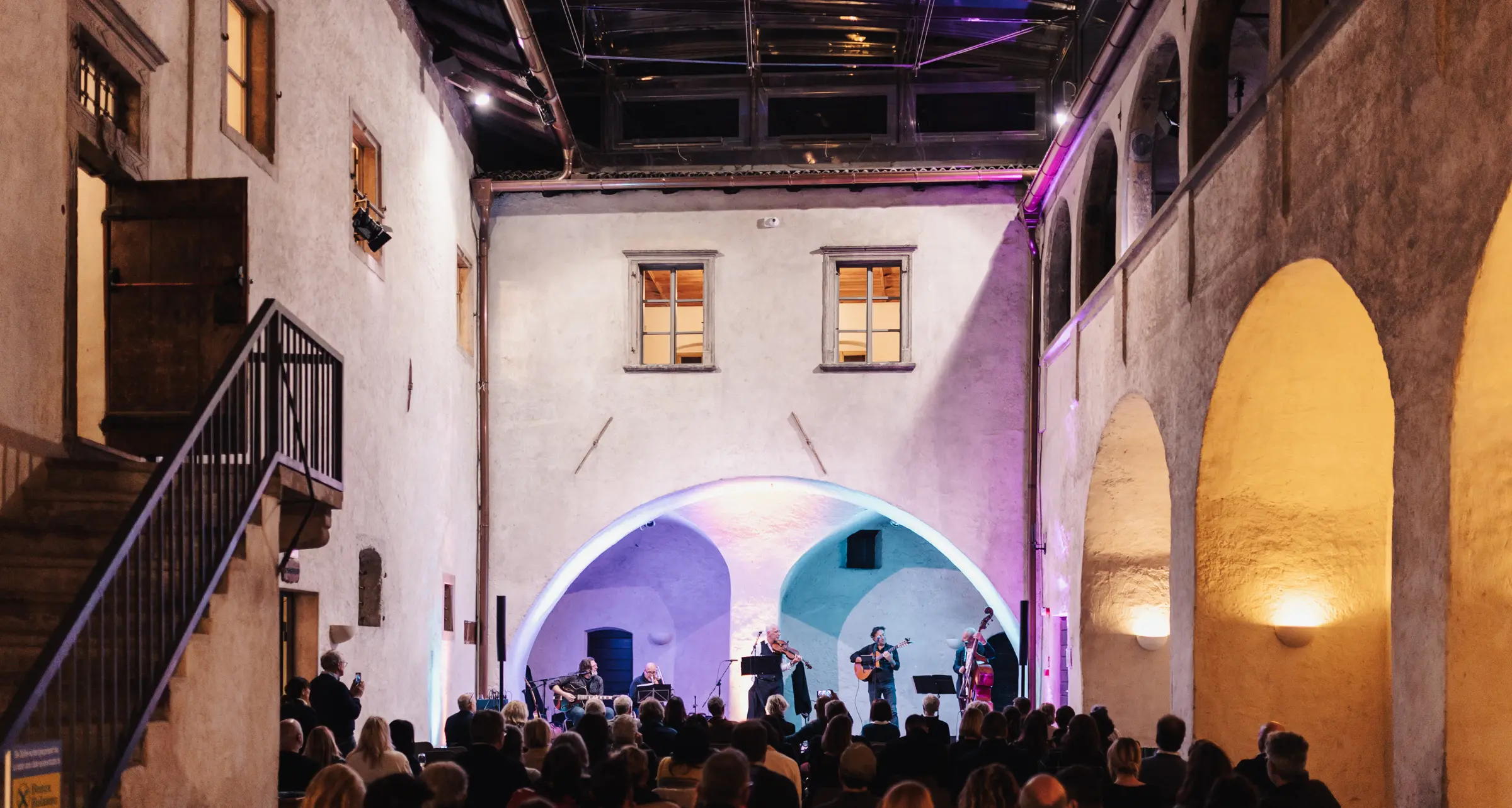 “Melodie di Vini”: la Strada del Vino si trasforma in un palcoscenico tra castelli e fortezze