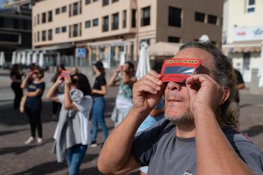 La Spagna si prepara all'eclissi 12 agosto, corsa agli occhiali, milioni in viaggio