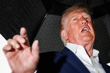 Trump, 'prezzo petrolio crollerà a guerra finita, più basso ora che con Biden'