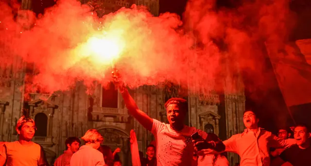 Europei: a Milano 15 feriti in piazza
