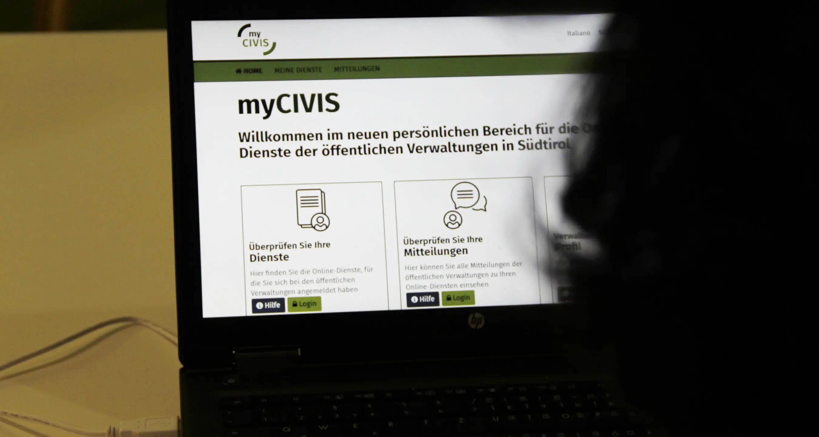 Piattaforma CIVIS, via allo sviluppo con intelligenza artificiale e servizi smart