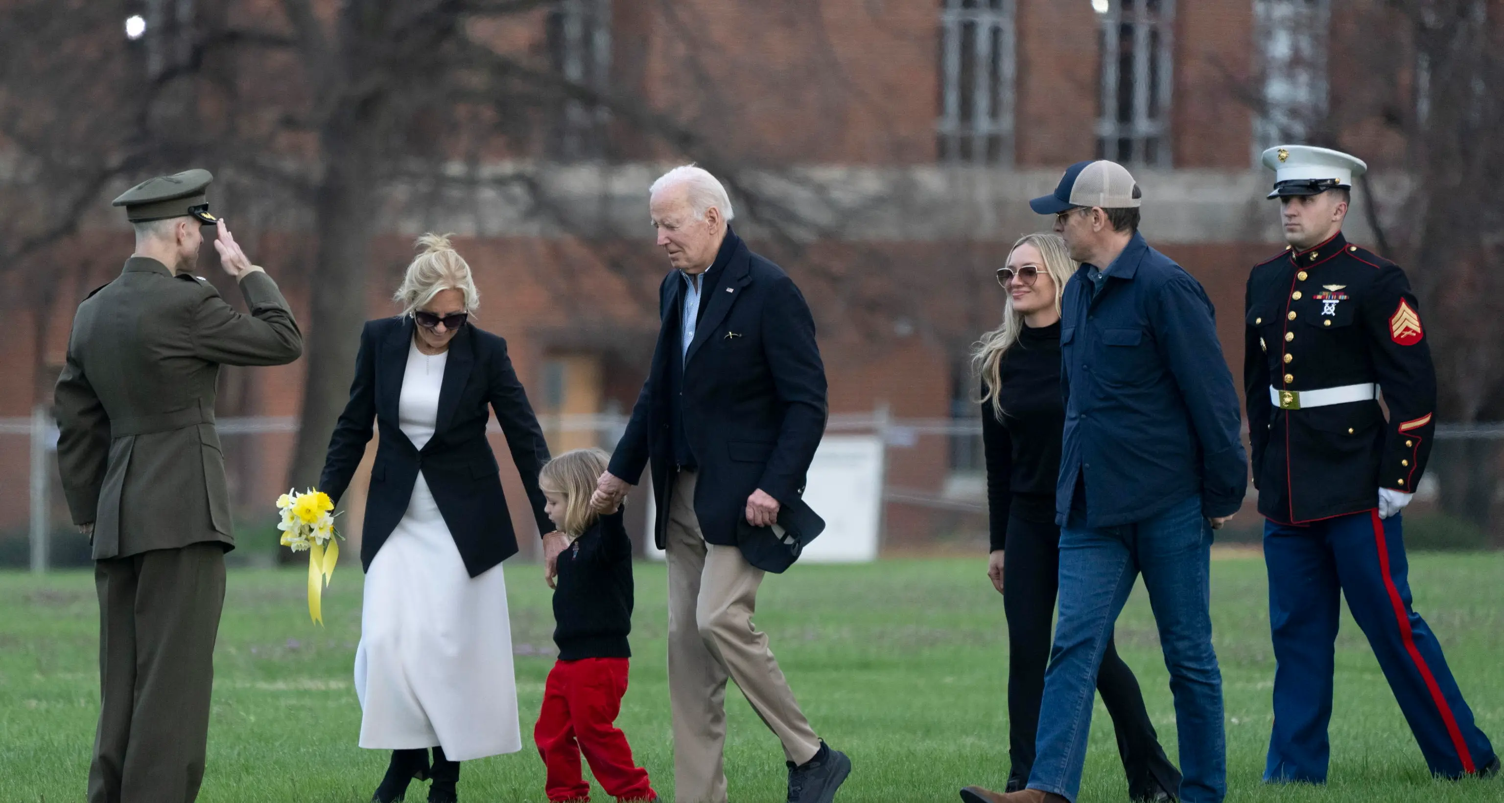 Usa 2024, Nyt: la famiglia esorta Biden a restare in corsa