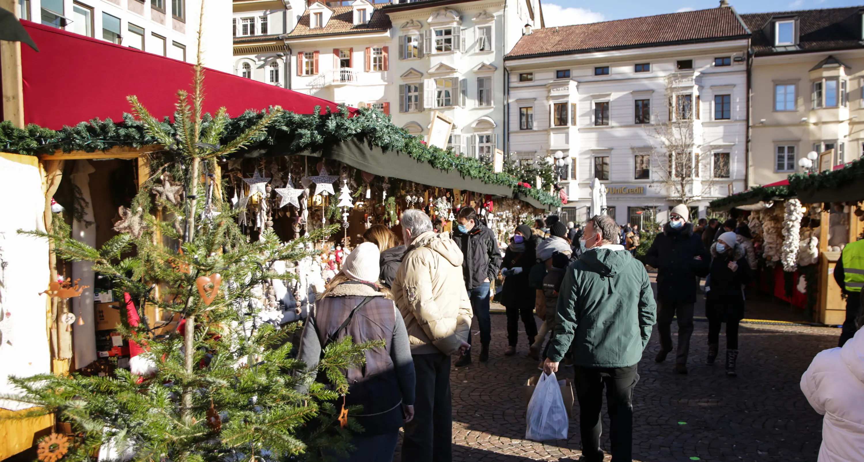 Mercatino di Natale di Bolzano: 315mila i braccialetti distribuiti